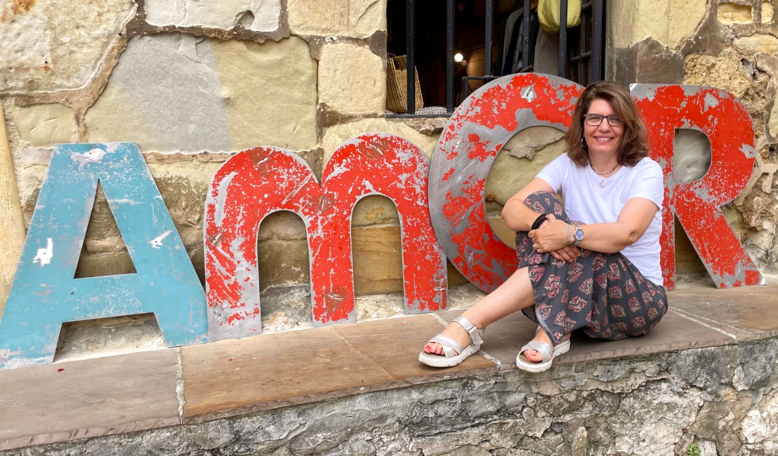 mia con amor recortada a la dcha